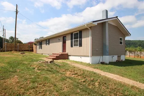 335 Meeks St, Doyle, TN 38559 photo 2