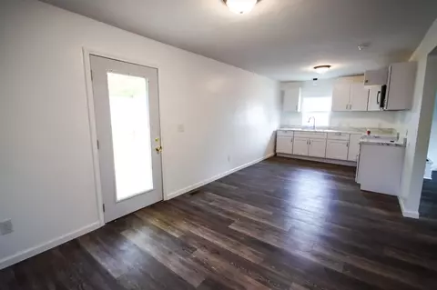 335 Meeks St, Doyle, TN 38559 photo 7