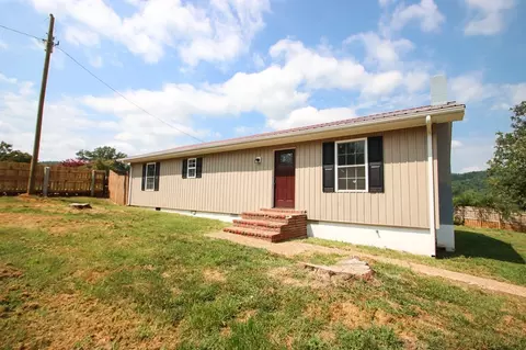 335 Meeks St, Doyle, TN 38559 photo 3