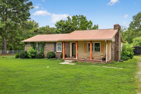246 Indian Creek Rd, Huntland, TN 37345