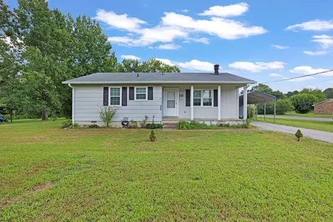 10 Bermuda Cv, Jackson, TN 38305