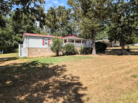 126 Bonnie Ln, Buchanan, TN 38222