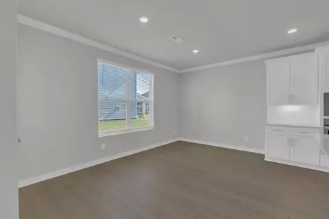 Living - 4512 Cresto Loop, Murfreesboro, TN 37128 photo 6 of 8