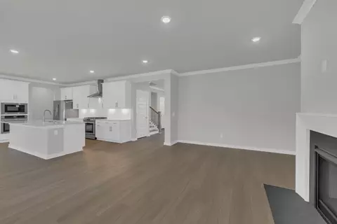 Living - 4512 Cresto Loop, Murfreesboro, TN 37128 photo 5 of 8