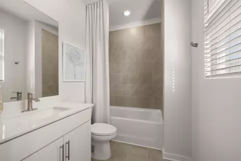 Bath - 4512 Cresto Loop, Murfreesboro, TN 37128 photo 5 of 11