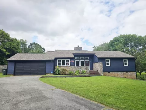 6850 Hickory Ln, Chattanooga, TN 37421