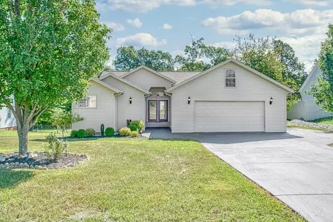 177 Prosperity Dr, Baxter, TN 38544