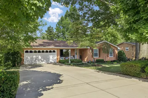 230 Savely Dr, Hendersonville, TN 37075