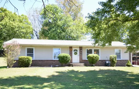 300 Valley View Dr, White House, TN 37188