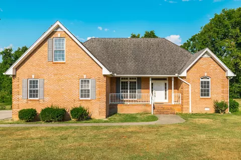 105 Collinwood Dr, Gallatin, TN 37066