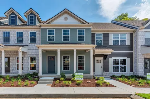 517 Tappan Ln, Gallatin, TN 37066