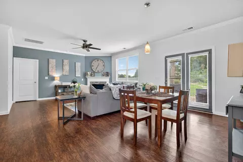 Dining - 343 William Dylan Dr, Murfreesboro, TN 37129 photo 6 of 9