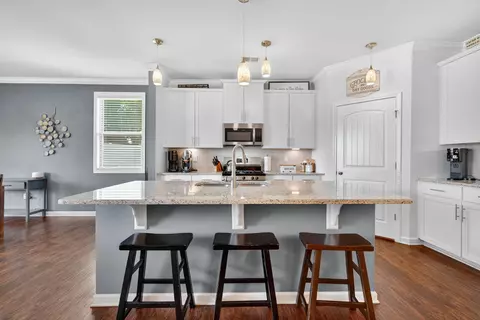 Kitchen - 343 William Dylan Dr, Murfreesboro, TN 37129 photo 5 of 9