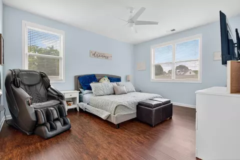 Bedroom - 343 William Dylan Dr, Murfreesboro, TN 37129 photo 5 of 7