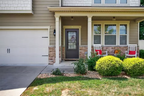 Exterior - 343 William Dylan Dr, Murfreesboro, TN 37129 photo 2 of 14