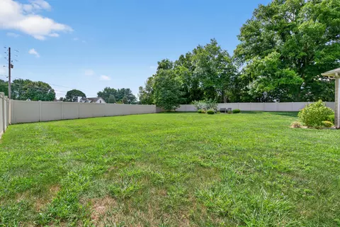 Exterior - 343 William Dylan Dr, Murfreesboro, TN 37129 photo 12 of 14
