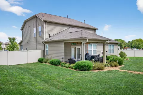 Exterior - 343 William Dylan Dr, Murfreesboro, TN 37129 photo 13 of 14
