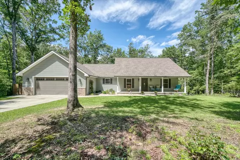 330 Cumberland Cove Rd, Monterey, TN 38574