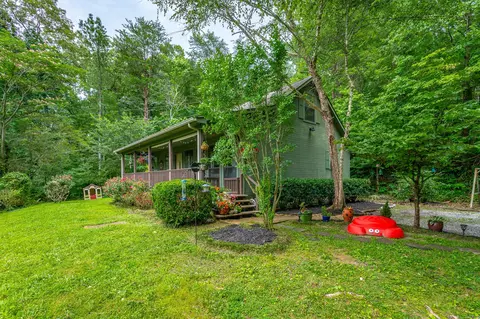 45 Daisy Ln, Flintstone, GA 30725