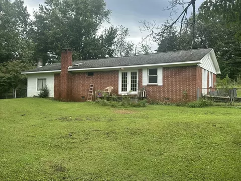 520 Tennessee St, Spring City, TN 37381
