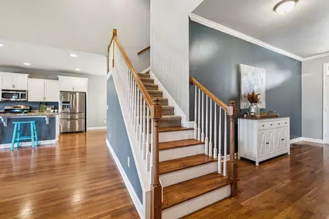 Entry Way - 2009 Keiser St, Spring Hill, TN 37174 photo 8 of 9