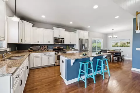 Kitchen - 2009 Keiser St, Spring Hill, TN 37174 photo 3 of 6