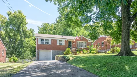 3604 Sabre Dr, Nashville, TN 37211