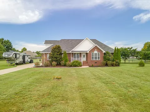1996 Overland Dr, Chapel Hill, TN 37034