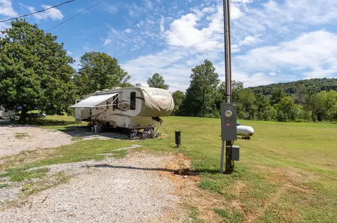 3204 Sparkmantown Rd, Doyle, TN 38559 photo 10