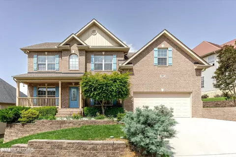 1827 Autumn Bluff Rd, Knoxville, TN 37932