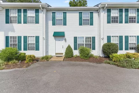 712 Whitthorne St, Shelbyville, TN 37160