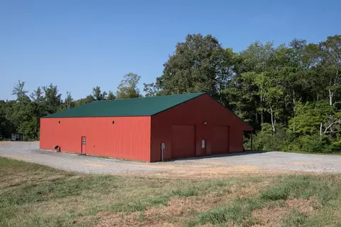 Exterior - 0 Collier Bend Rd, Dickson, TN 37055 photo 4 of 6