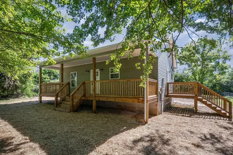 481 Ballard Ln, Sparta, TN 38583
