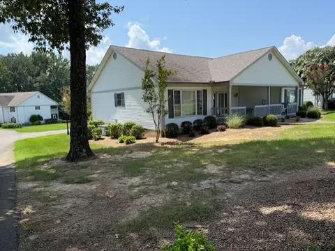 56 Pleasant Pl #Q2, Springville, TN 38256