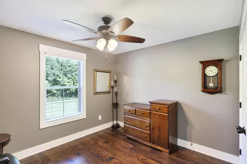 Bedroom - 4464 Beards Chapel Rd, Springfield, TN 37172 photo 3 of 3