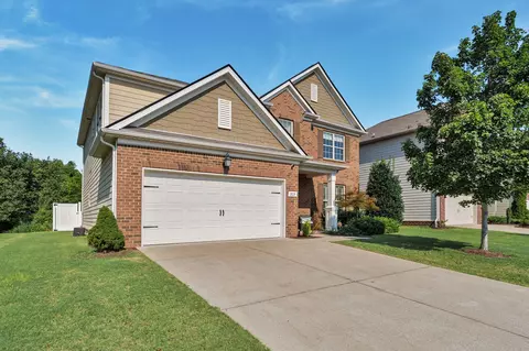 929 Manson Crossing Dr, Murfreesboro, TN 37128