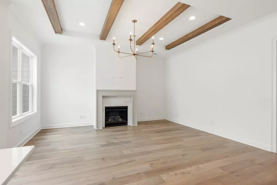 Living - 3144 Long Branch Cir, Franklin, TN 37064 photo 2 of 7