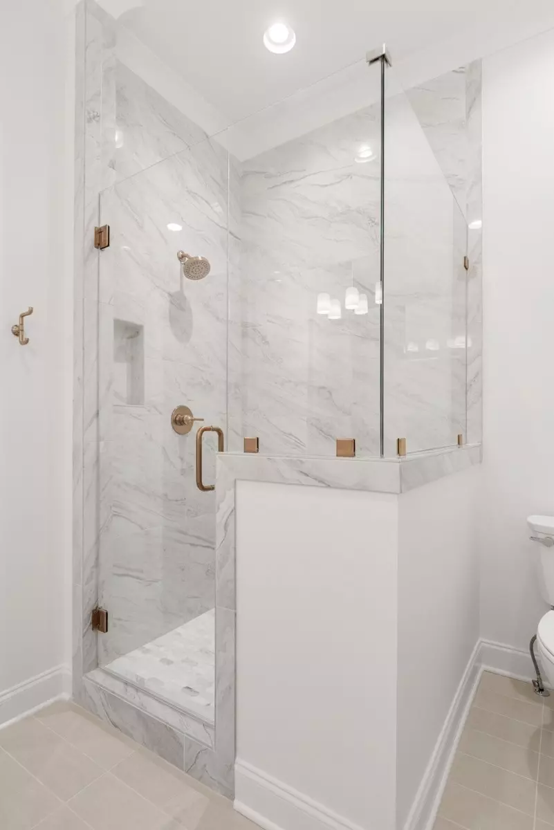 Bath - 3144 Long Branch Cir, Franklin, TN 37064 photo 3 of 7