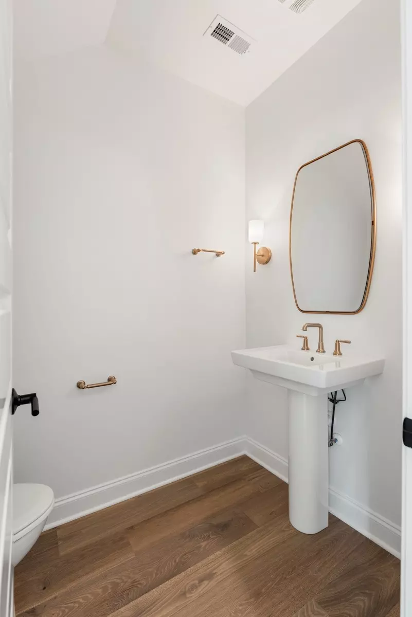 Bath - 3144 Long Branch Cir, Franklin, TN 37064 photo 1 of 7