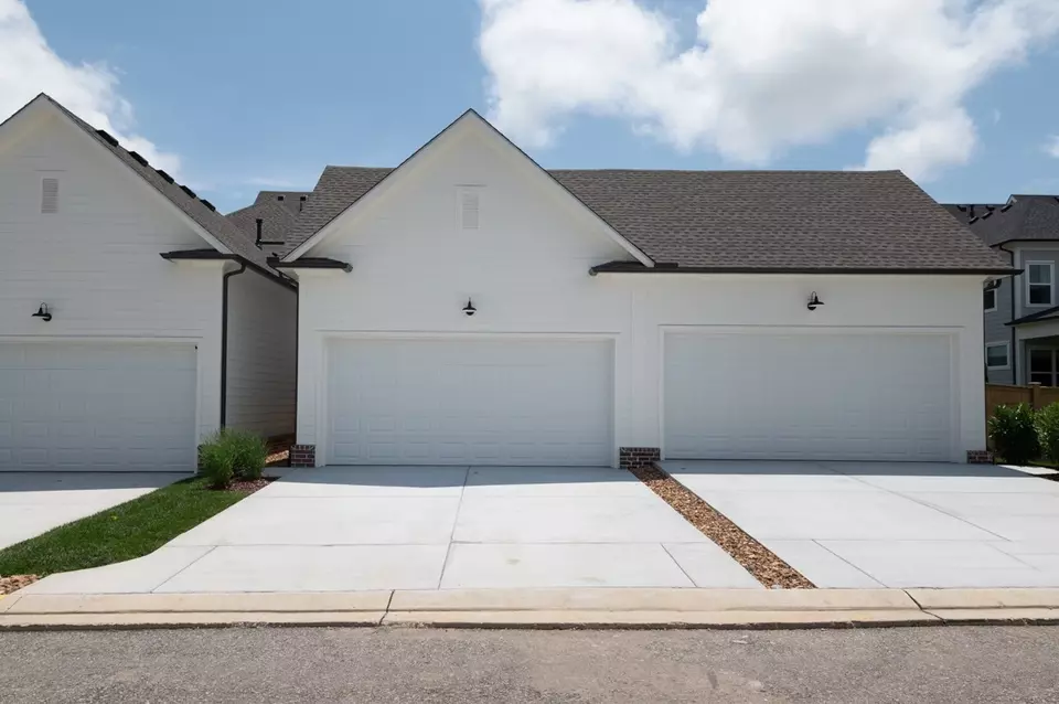 Exterior - 3144 Long Branch Cir, Franklin, TN 37064 photo 6 of 8