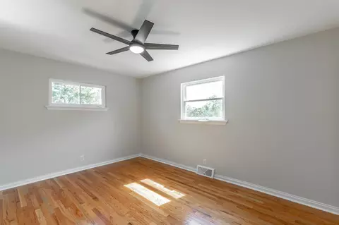 Bedroom - 2321 Mark Ln, Chattanooga, TN 37421 photo 4 of 9