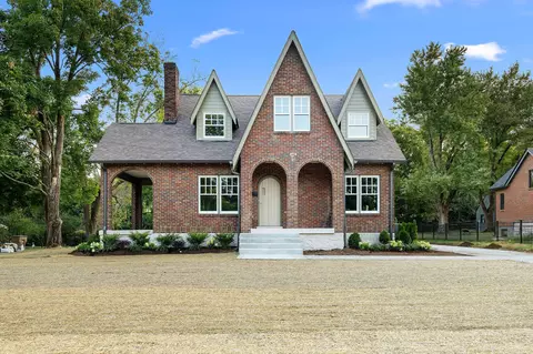 1238 Riverwood Dr, Nashville, TN 37216
