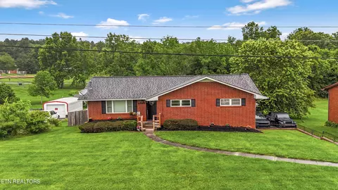 6925 Clowers Dr, Knoxville, TN 37924