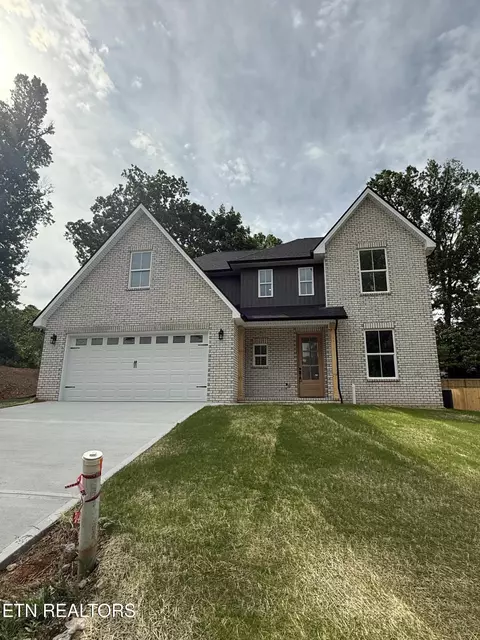 4538 Christine Lynnae St, Knoxville, TN 37938