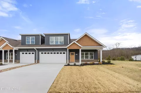 7302 Whispering Creek Ln, Powell, TN 37849