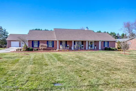 325 Loren Cir, Powell, TN 37849
