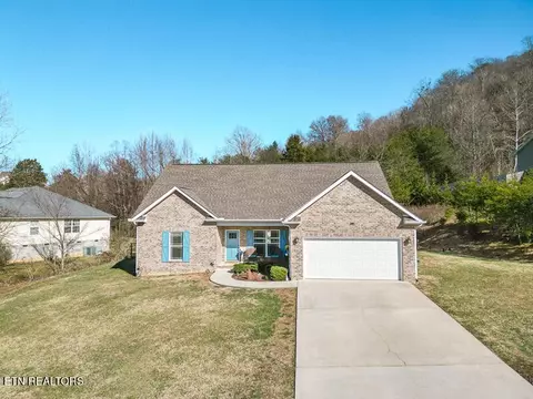 155 Flag Stone Way, Clinton, TN 37716