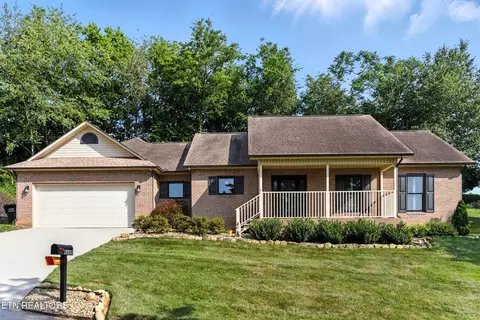 8808 Cedar Springs Ln, Knoxville, TN 37923