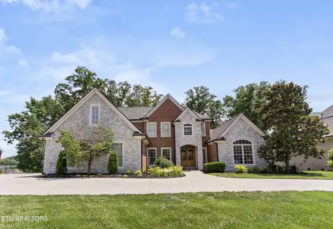 2808 Surfside Shores Ln, Knoxville, TN 37938