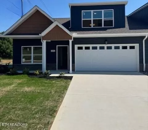 7358 Whispering Creek Ln, Powell, TN 37849